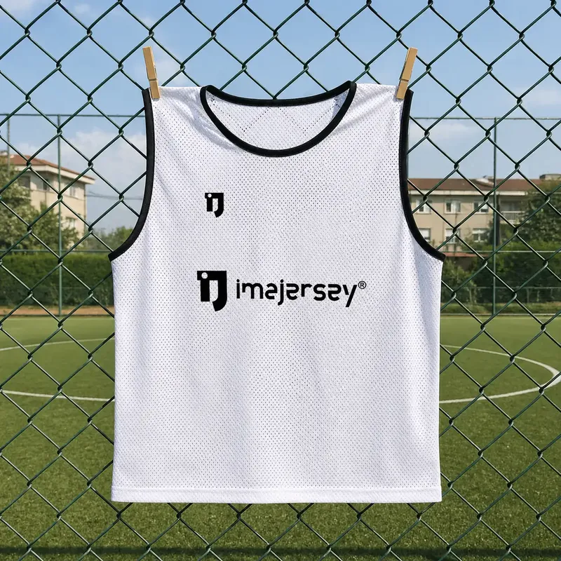 WHITE TRAINING BIB